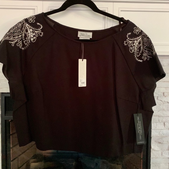 Tops - Embellished Crop